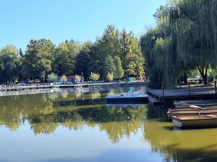 Abaliget fürdő és csónakázó tó