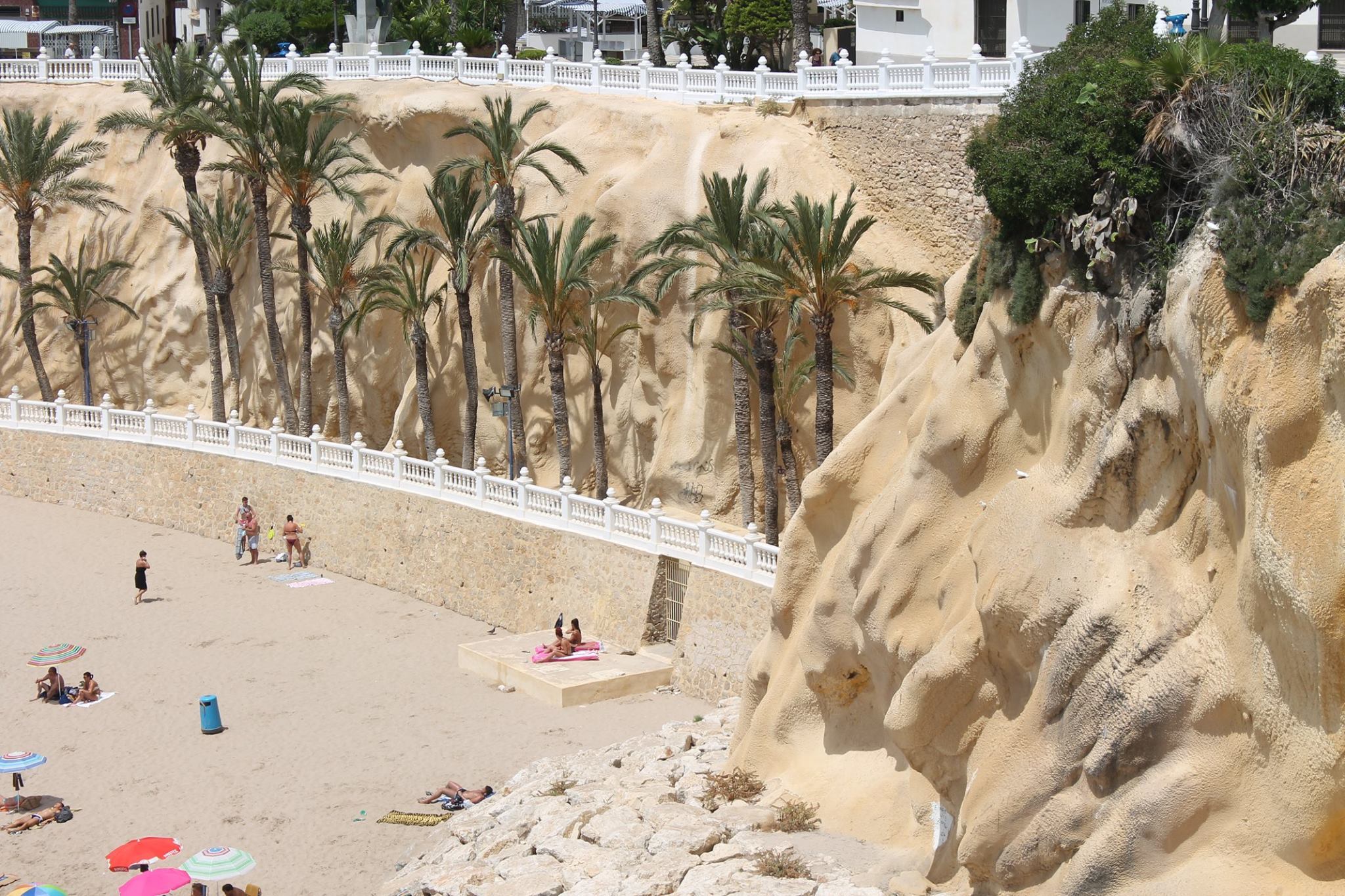 Alicante strand2