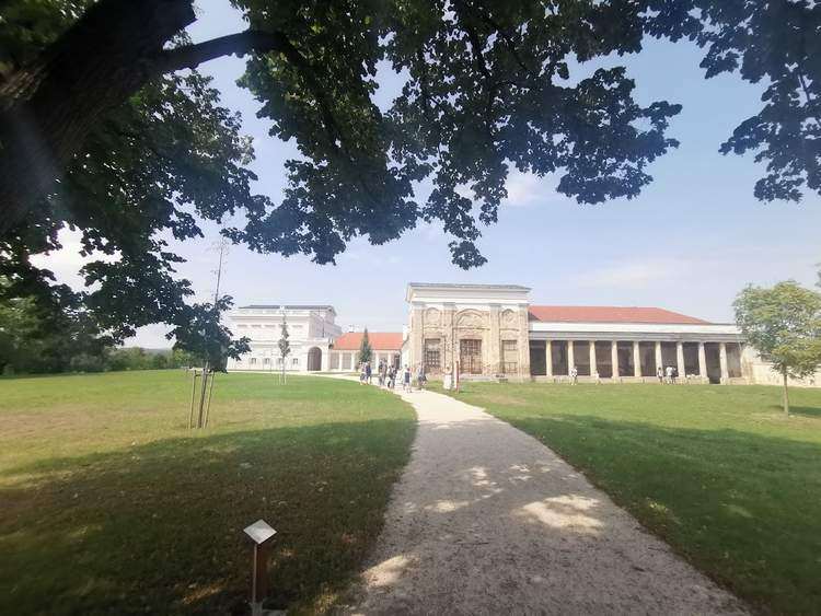 Bajna kastélypark