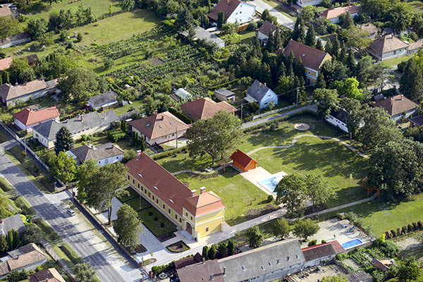 Balatonkeresztúr Festetics kastély3