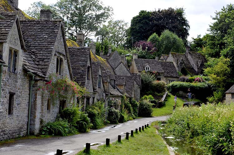 Cotswolds01