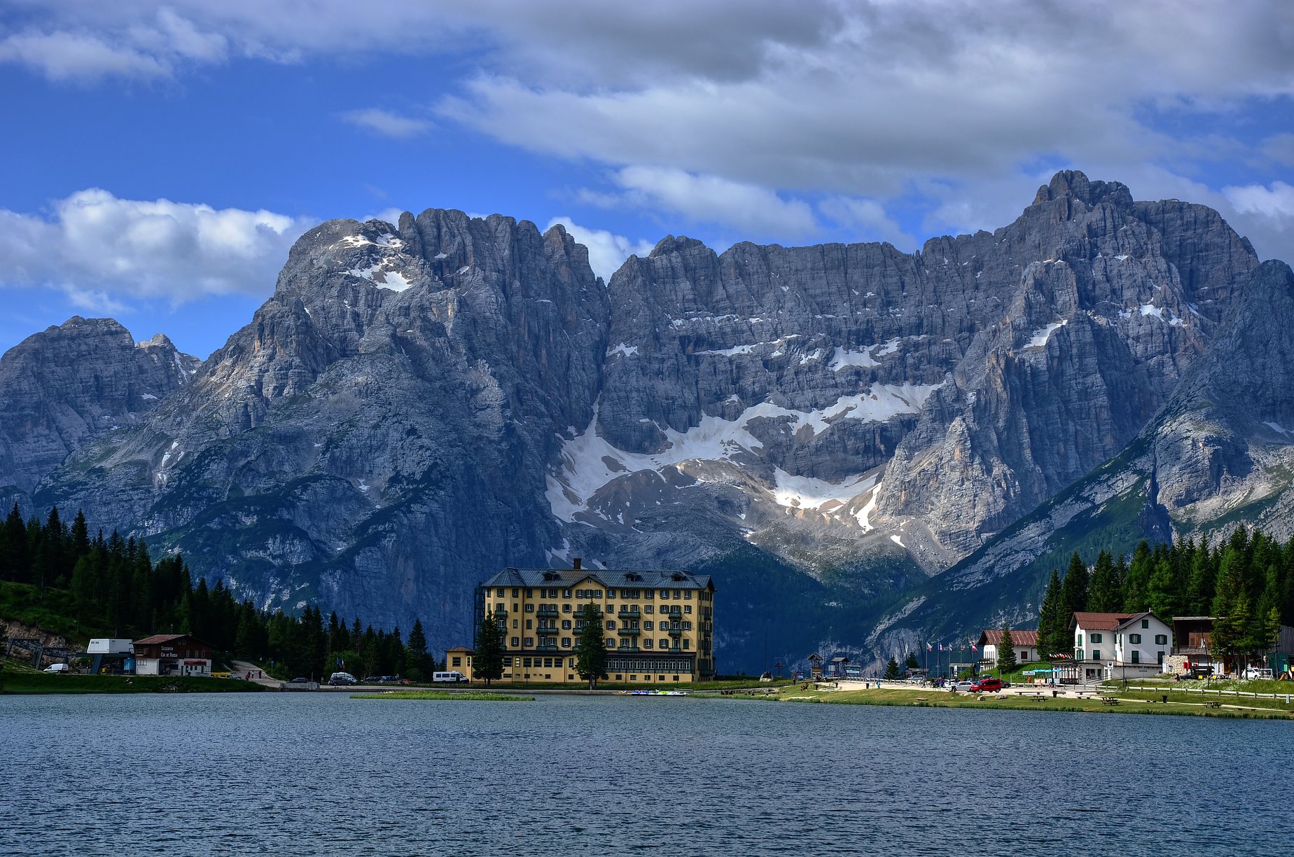 Dolomitok Misurina tó