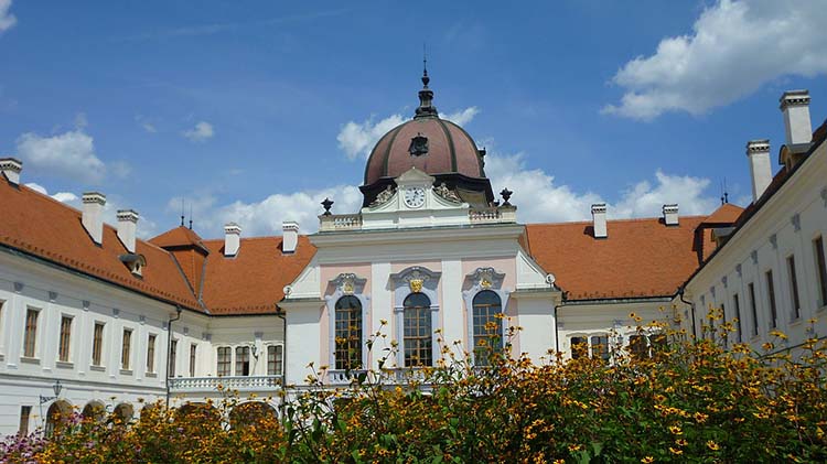 Grassalkovich kastely legszebb kastelyok