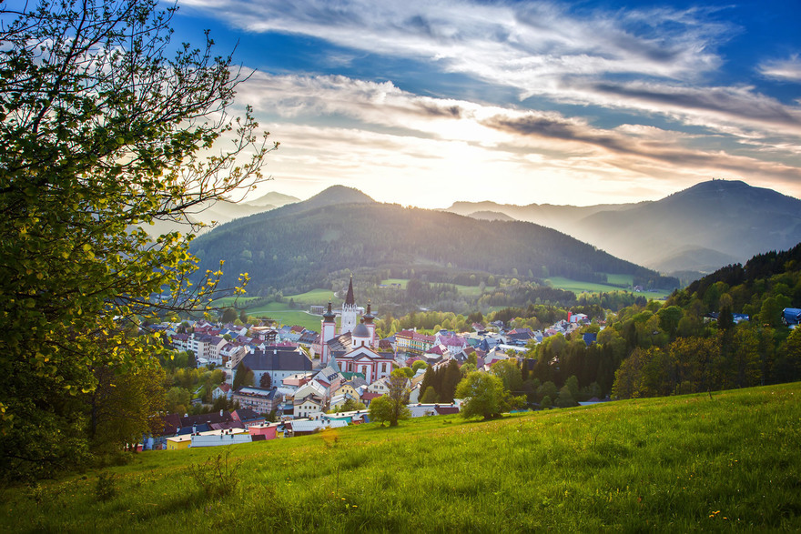 Mariazell nyári látképe