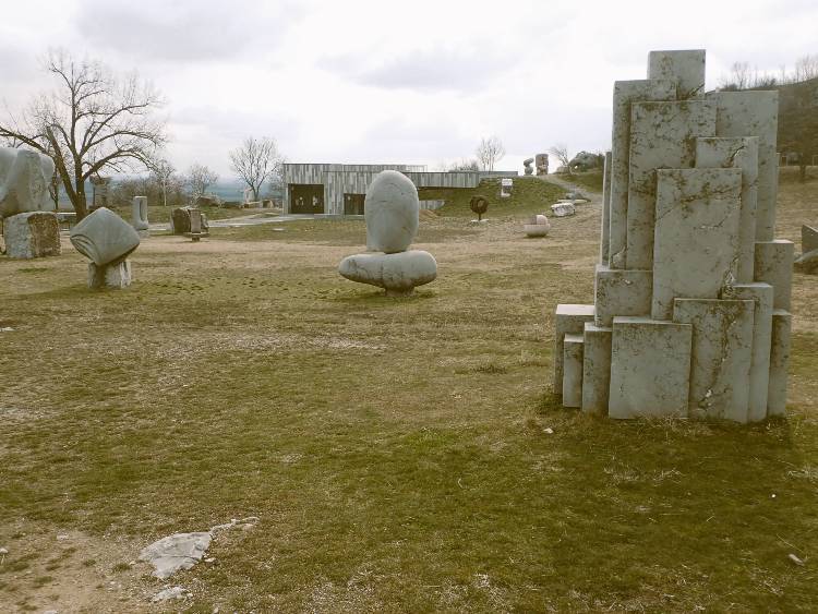 Nagyharsányi Szoborpark 13 kép