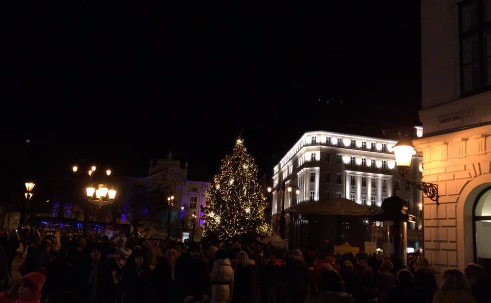 Pozsony Bajna Dóri