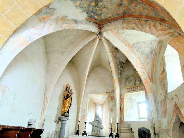 Ruszt halásztemplom 2 belső