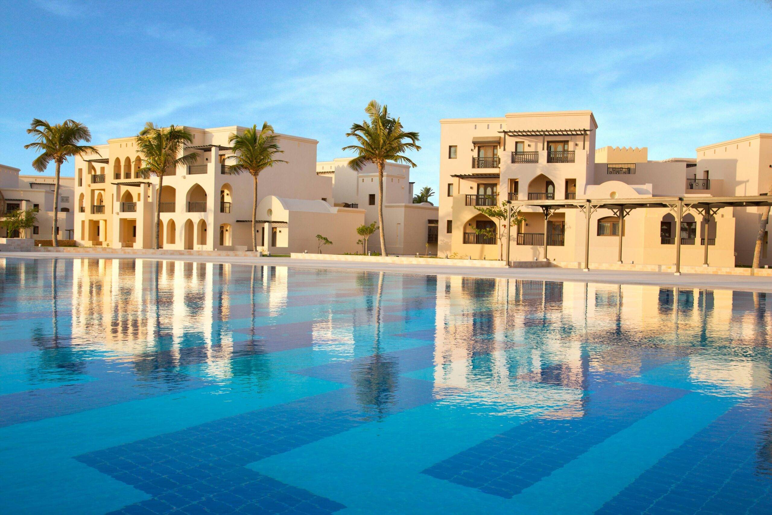 Salalah rotana resort medencés kép