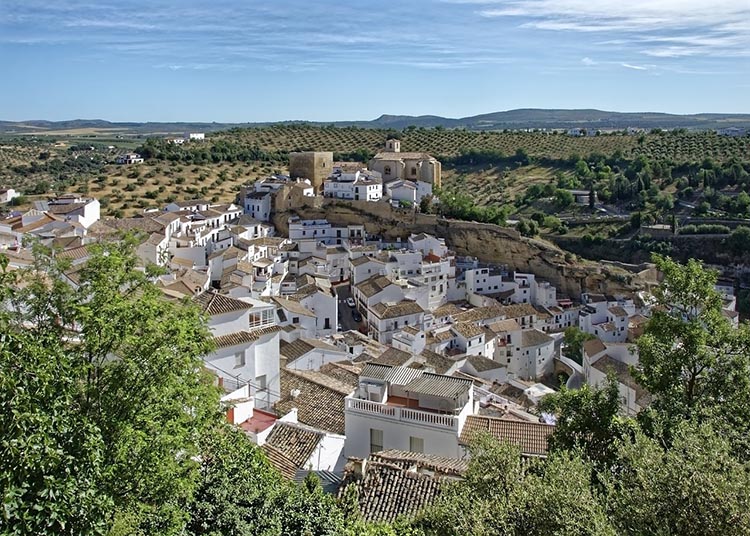 Setenil de Las Bodegas 01