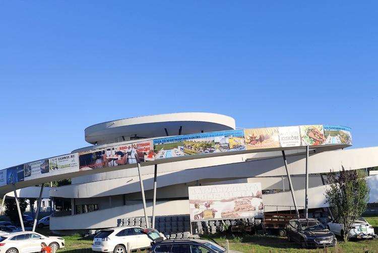 Tiszafüred bringás centrum
