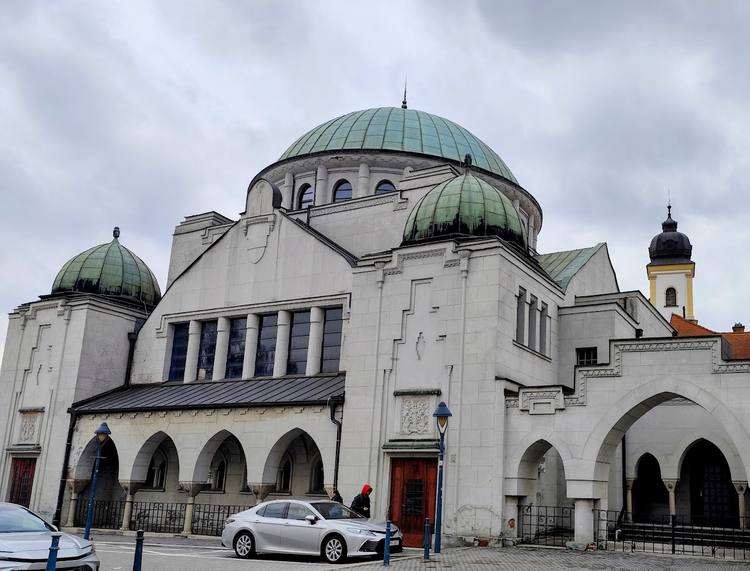 Trencséy zsinagóga