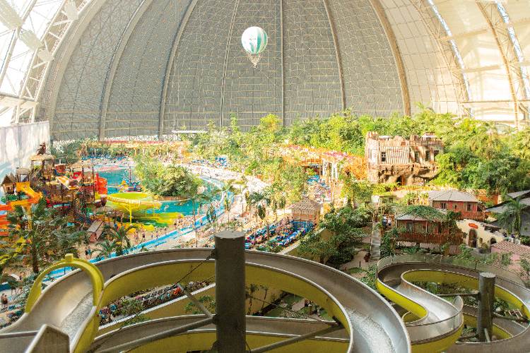 Tropical Islands3