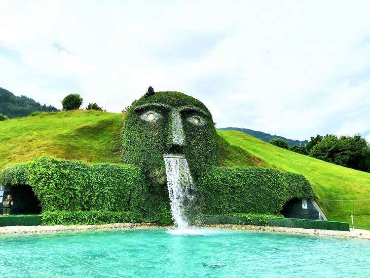 Wattens bejárat