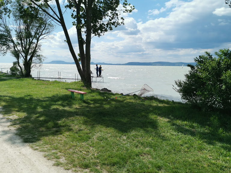Itt a jó idő, irány a Balaton!