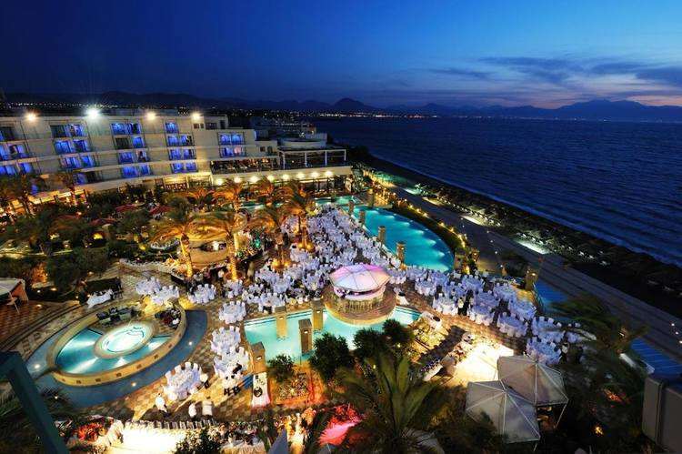 cloub htl loutraki