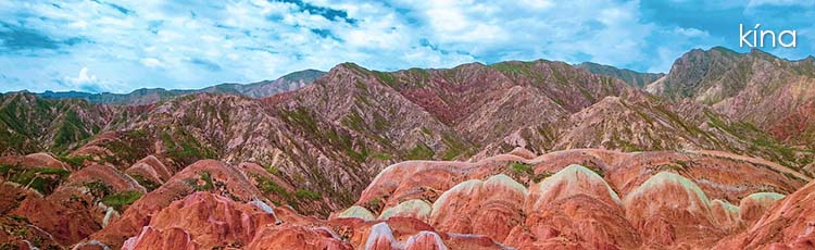 Danxia hegyek – a színesbe öltözött táj