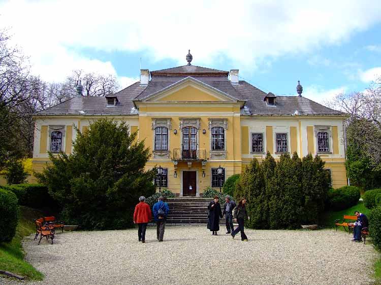 de la motte kastely legszebb kastelyok