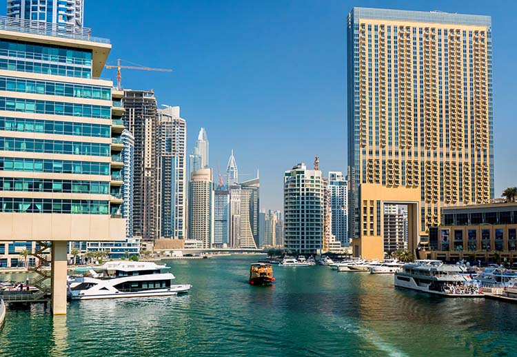dubai praktika szoveg kozott