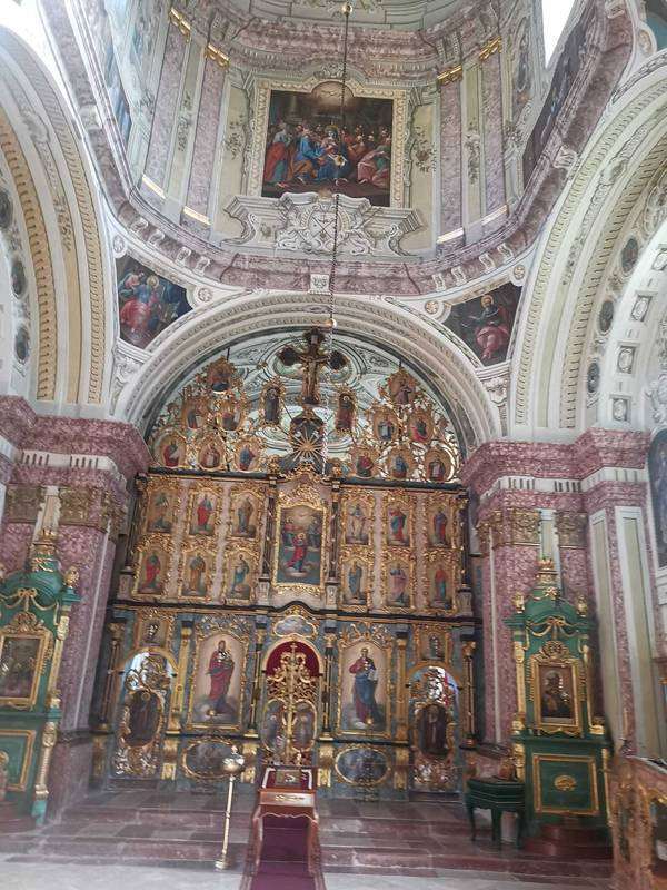 grábóc templombelső