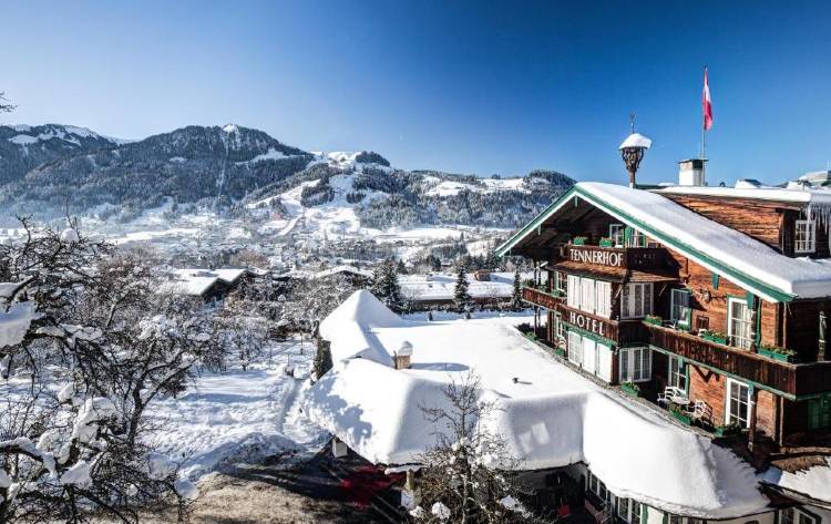 jamaes bondTennerhof