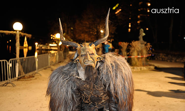 Ettől biztosan mindenki megijed: Krampuszfutás Ausztriában