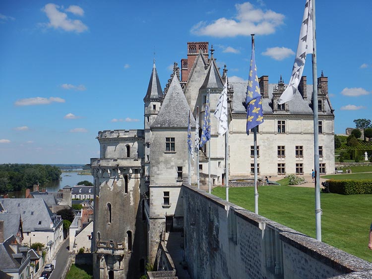 loire kastelyok 02