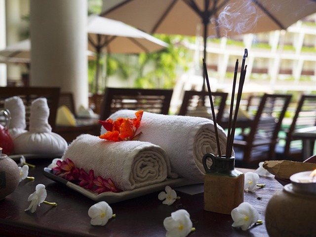 massage therapy 1731456 640