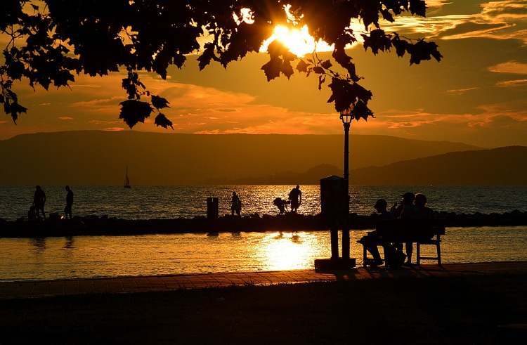 mo balaton naplemente furdes