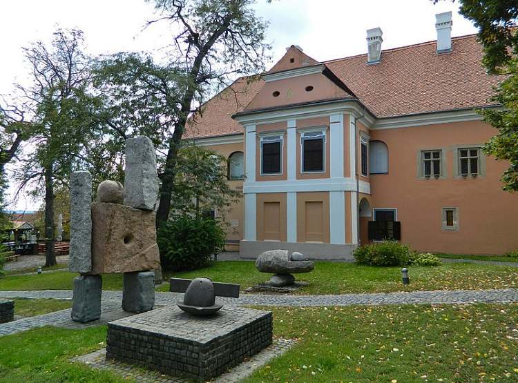 mo pecs martyn ferenc muzeum1