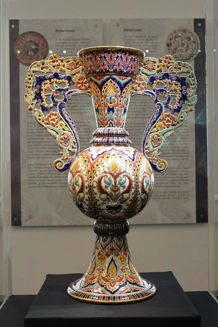 mo zsolnay gyugyi