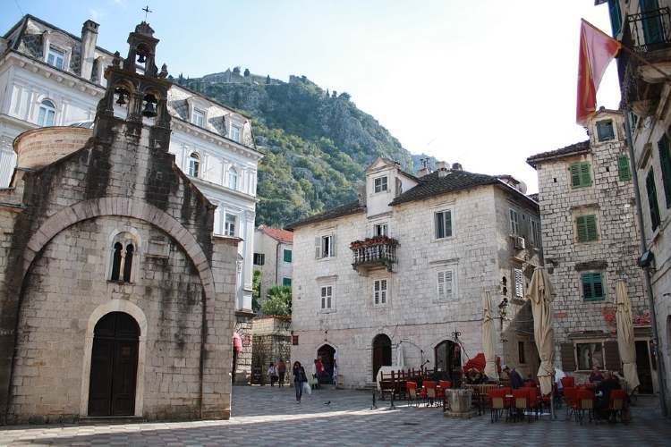 montenegro kotor ter1
