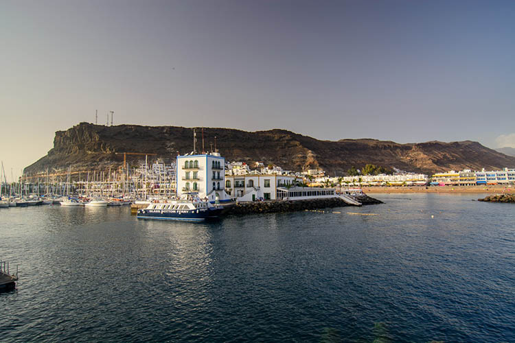puerto de mogan 01