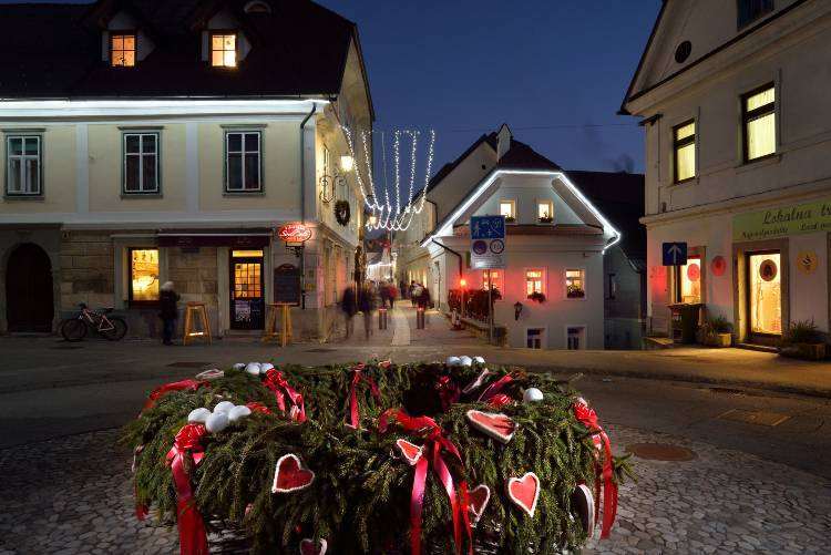 radovljica adventkor