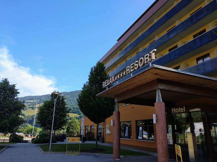 relax resort