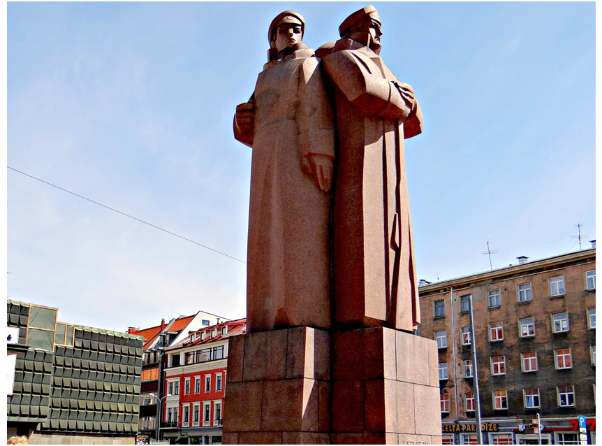 riga lett lövészek szobra