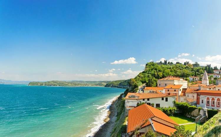slovenia piran erod fal tenger