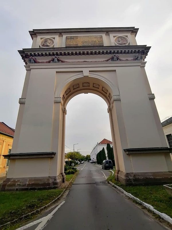 Vác diadalíve