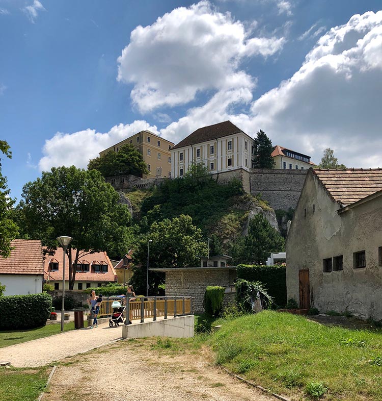 veszprem vara 01