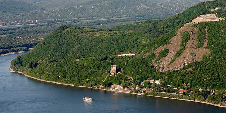 visegradi var