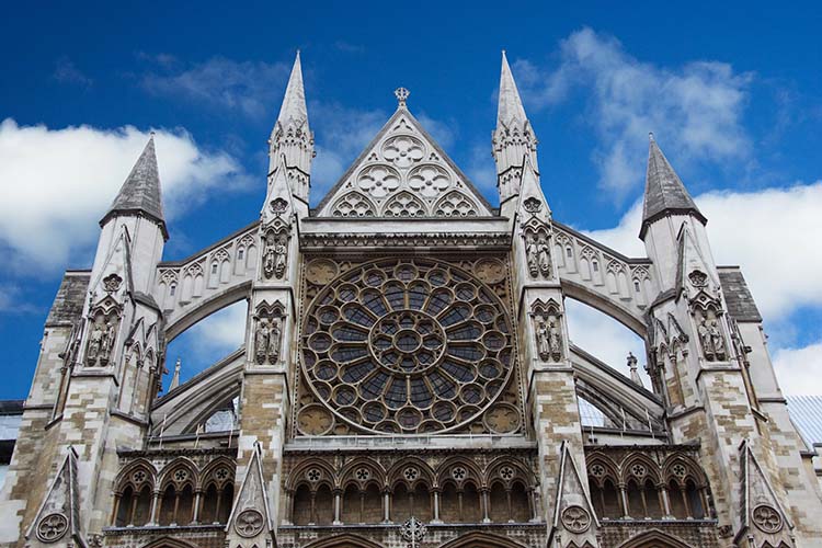westminster apatsag szoveg kozott 01